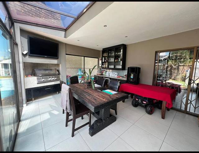 4 BEDROOM HOUSE FOR SALE IN SUNAIR PARK